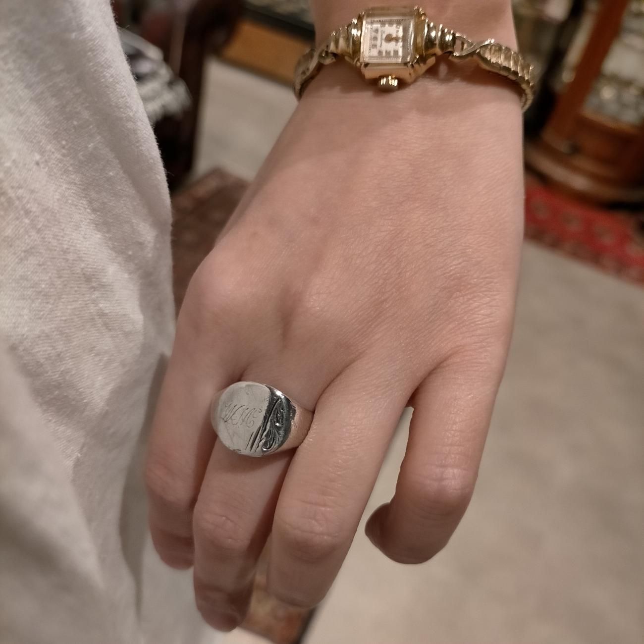 英国イギリス製ヴィンテージイニシャルWM彫刻スターリングシルバー製