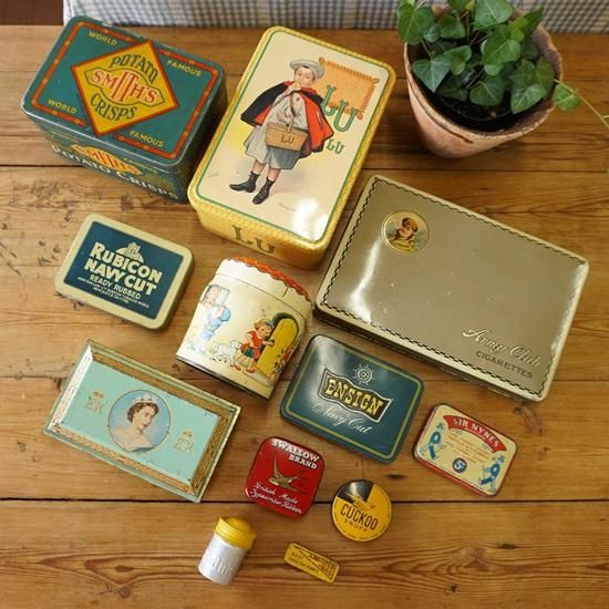 イギリス ヴィンテージ ブリキ缶 THORNS トフィー缶 子供柄 円筒形