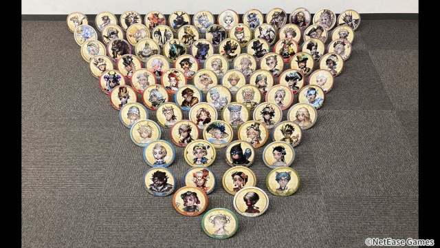 第五人格』のアクスタ・缶バッジが11/30まで再受注中 | アニメイトタイムズ