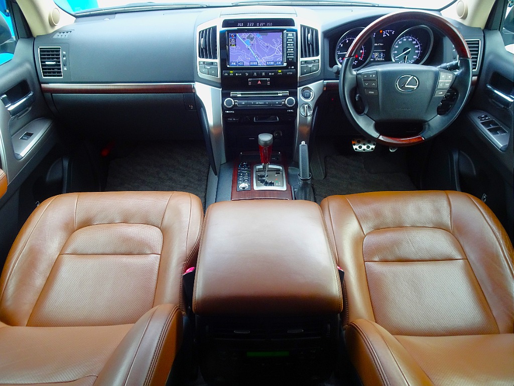 トヨタ ランドクルーザー200 4.6 ZX 4WD(H27年式,5.7万km) | FLEX
