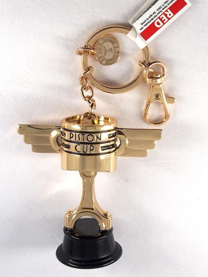 米CARS LAND 限定 ピストンカップ キーリング 2020