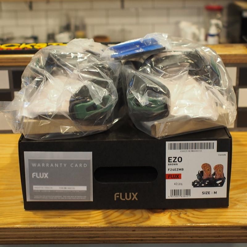 FLUXビンディング EZO | Mサイズ - TRIAL SurfFamily