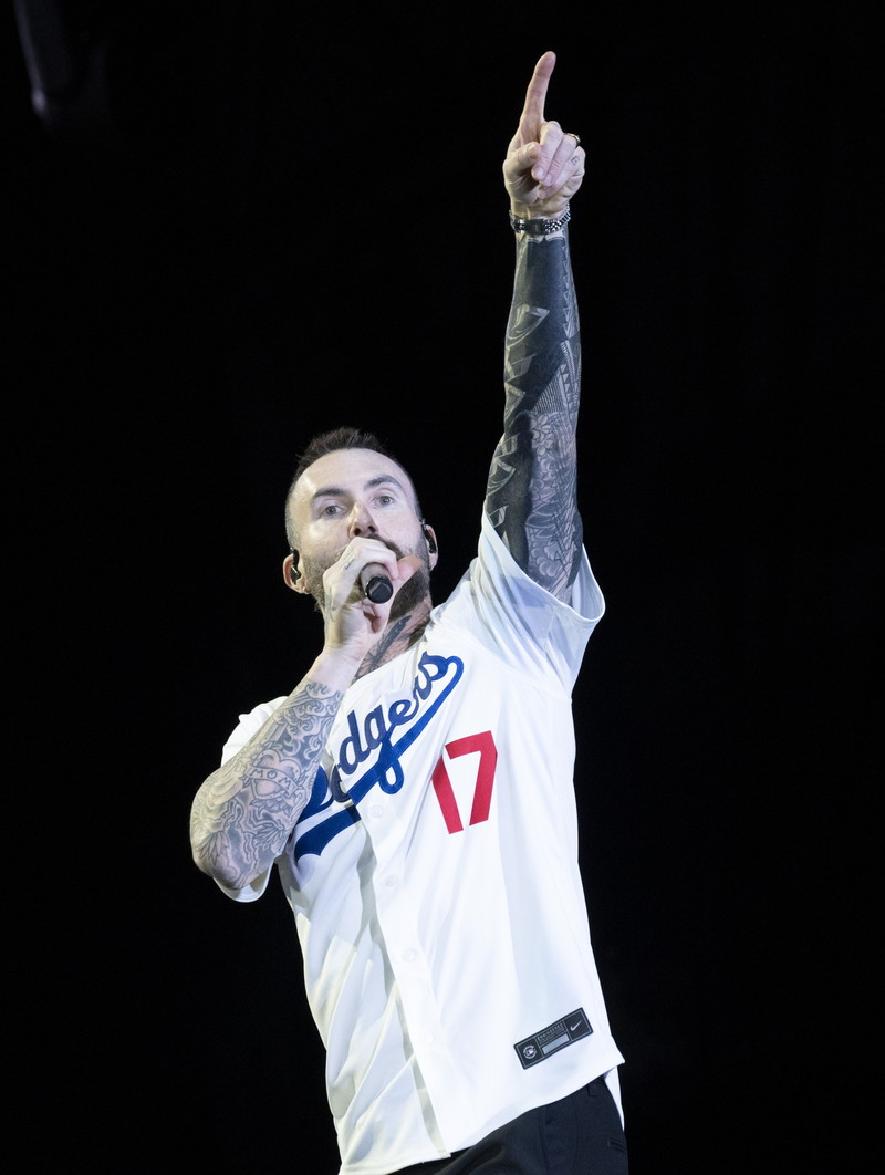 オフィシャルレポ】マルーン5、東京ドーム初日公演で魅せた磨き上げ