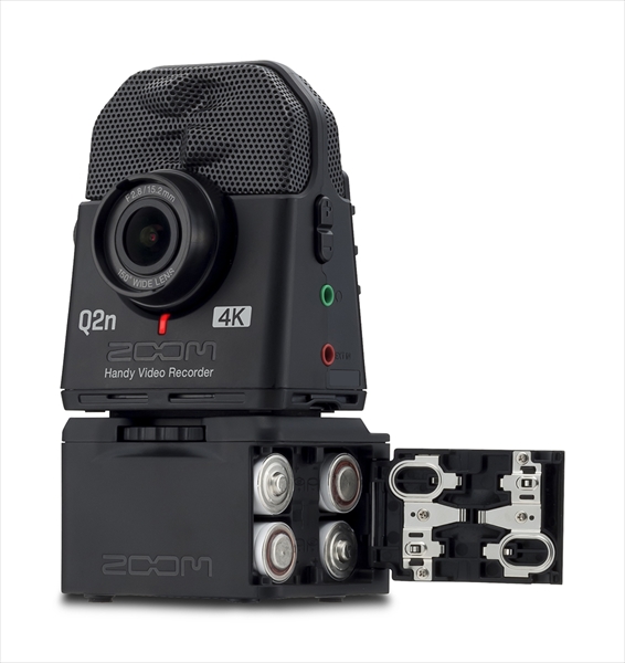 ZOOM Q2n-4K | ミュージシャンのための4K対応＋高音質ビデオカメラ