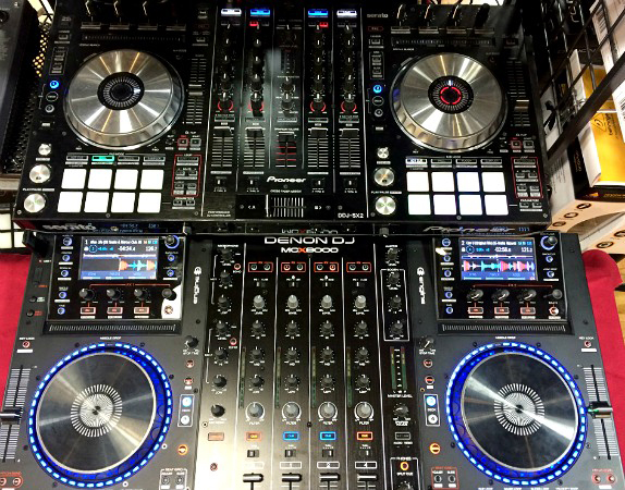 Serato DJもUSBデバイスも同時に使える！DENON DJ MCX8000をチェック