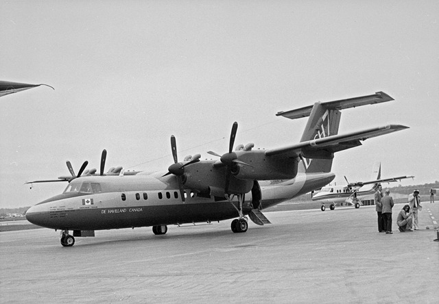 De Havilland Canada DHC-7 Dash 7 - Canada Aviation and Space Museum
