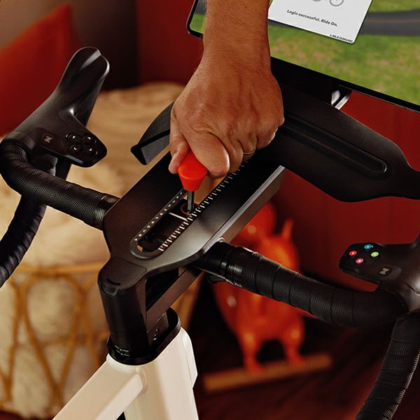 Wahoo ZWIFT RIDE with KICKR CORE 2/ワフー ズイフトライドwith