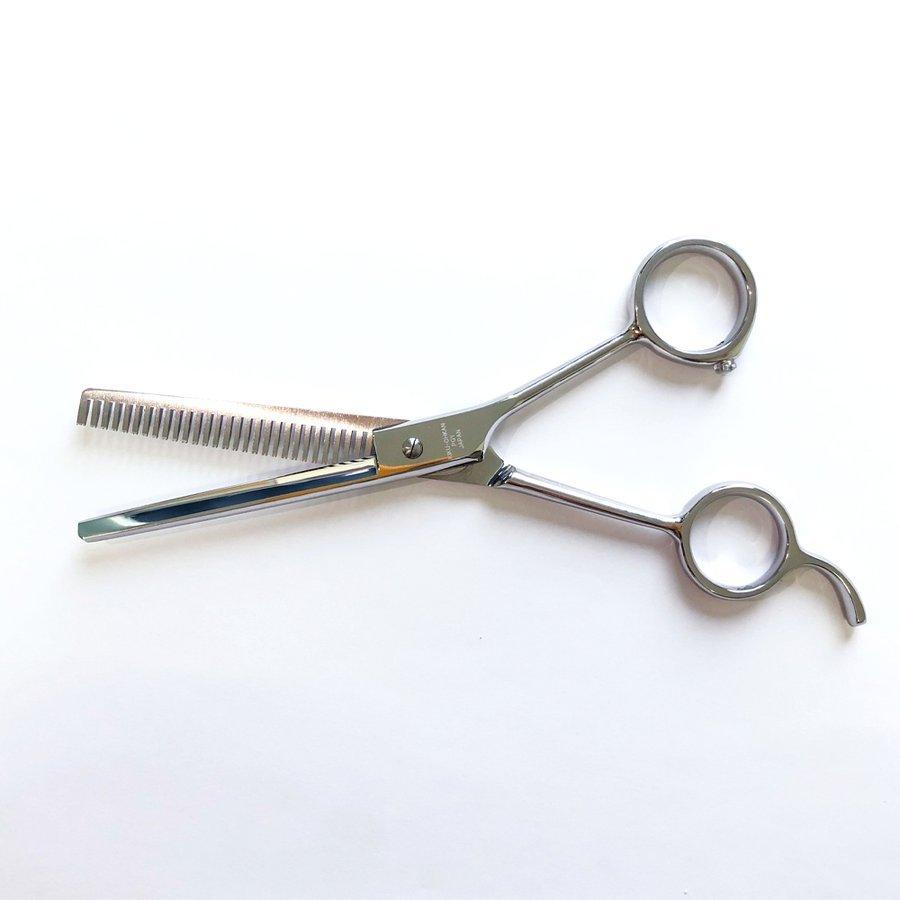 菊王冠 PGY NO, 15−30 (30目) セニング鋏 5.5インチ 日本製