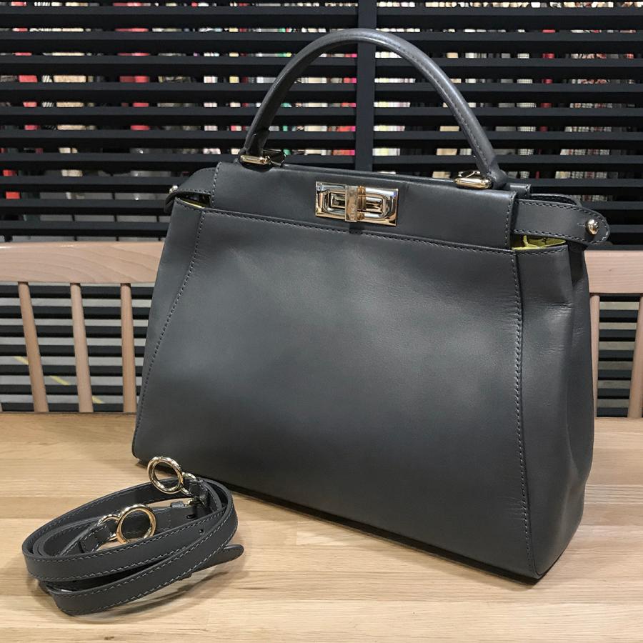 FENDI（フェンディ） 【美品】フェンディ ピーカブー レギュラー