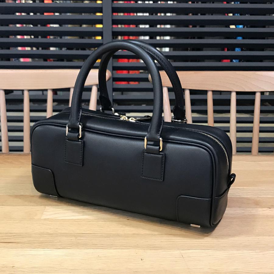 LOEWE（ロエベ） 【新品未使用】ロエベ アマソナ23 クロップドバッグ