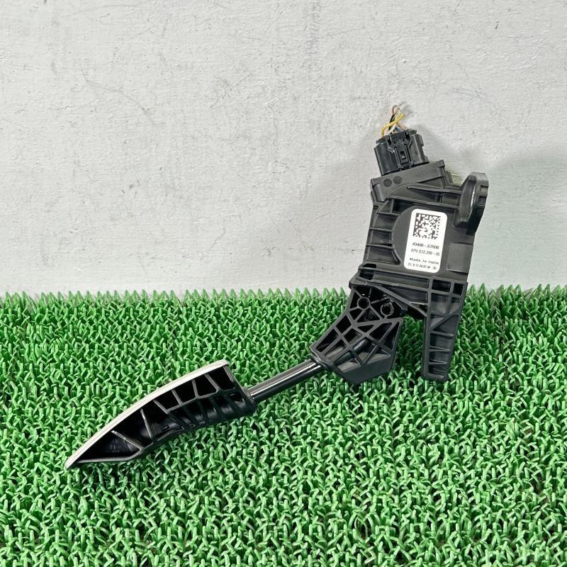 ZC33S【アクセルペダル】49400-67R00 H29 スズキ スイフトスポーツ