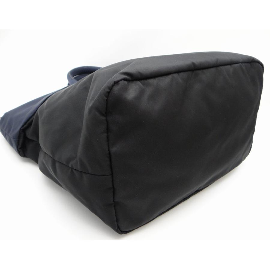 PRADA（プラダ） ナイロン リバーシブル 2WAYバッグ ショルダーバッグ