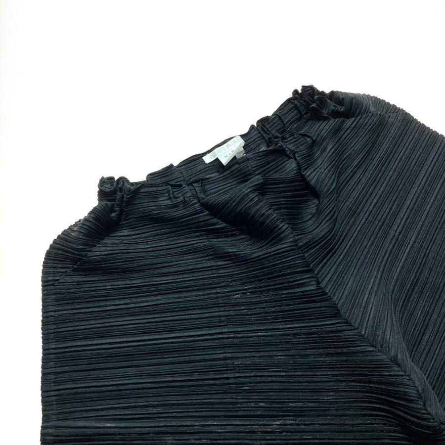 ISSEY MIYAKE（イッセイミヤケ） PLEATS PLEASE プリーツパンツ サイズ