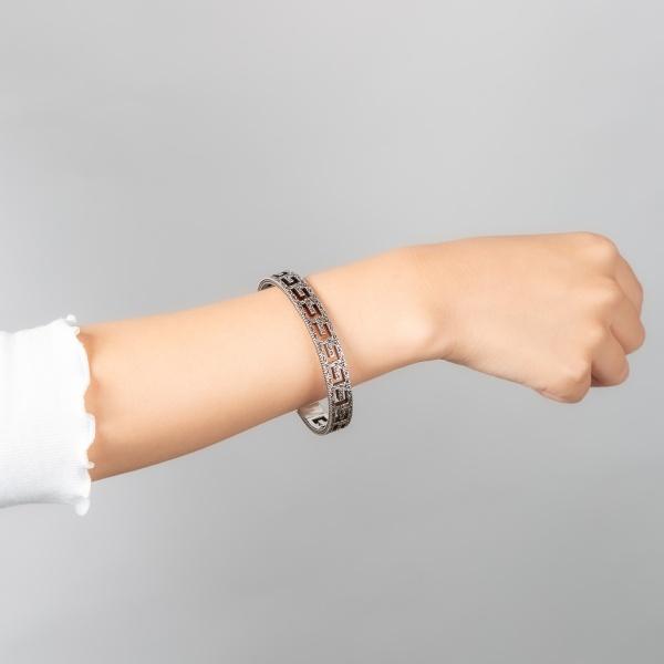 GUCCI（グッチ） 《クーポン配布》グッチ バングル スクエアG カット