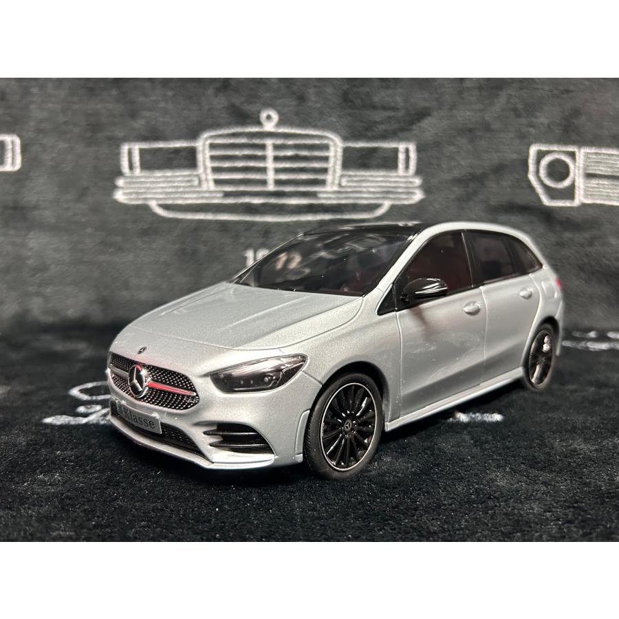 Z Models 1/18 Mercedes Benz B class (W247) iridium silver