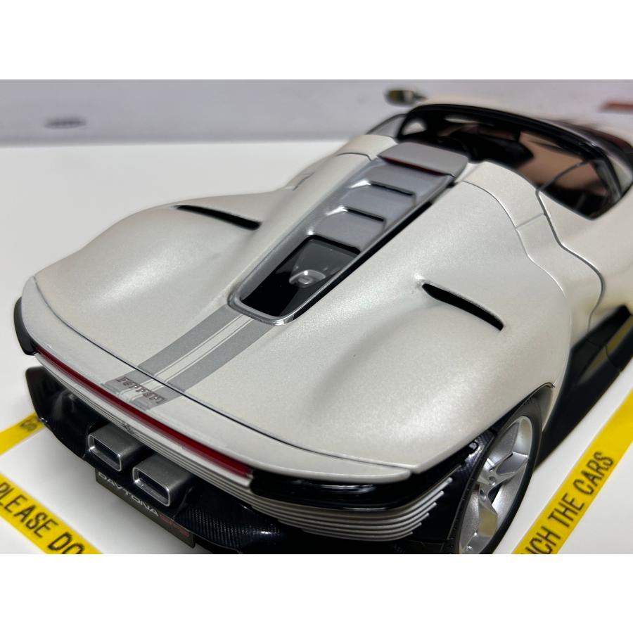 Bburago（ブラーゴ） Burago signature 1/18 Ferrari Daytona SP3