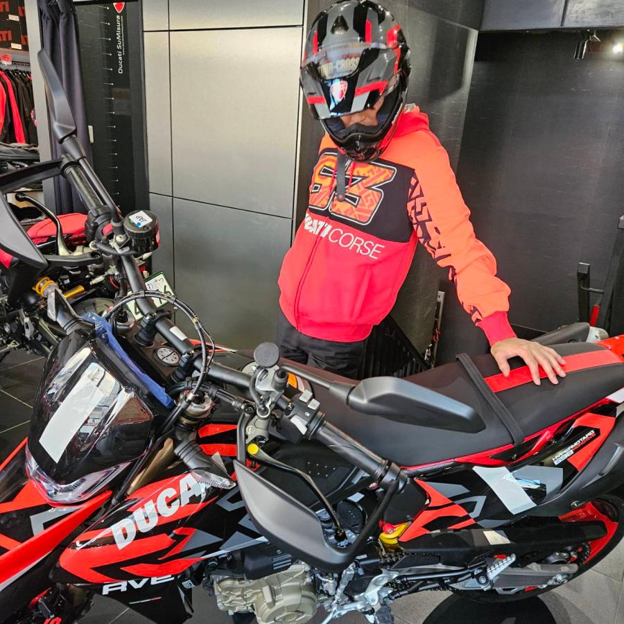 DUCATI（ドゥカティ） 【優勝セール対象！】DUCATI パーカー Dual