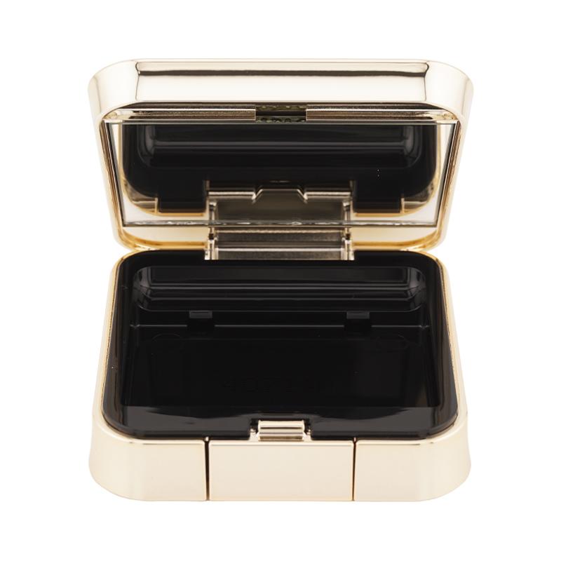 clé de peau BEAUTÉ クレドポーボーテ ポーチセット クレ・ド・ポー