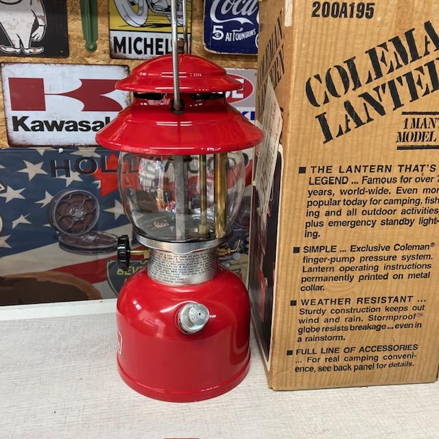 Coleman（コールマン） ランタン 1976年2月 200A ほぼ使用感のない