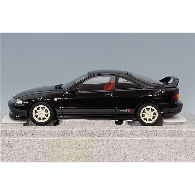MOTORHELIX 1/18 ホンダ インテグラ タイプR (DC2) 前期型 フラメンコ