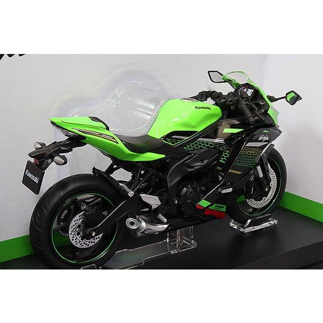青島文化教材社 スカイネット 1/12 カワサキ ニンジャ ZX-25R ライム