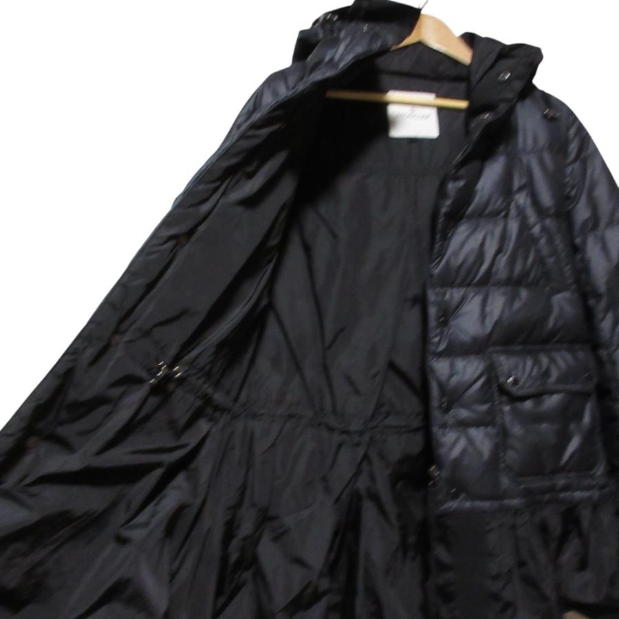MONCLER（モンクレール） 美品 sacaiコラボ SERI ドッキング ダウン