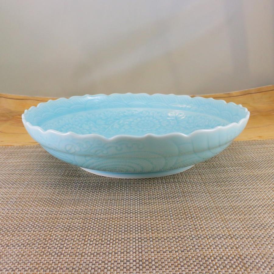 鉢 有田焼 崋山窯 盛鉢 青磁唐草彫大鉢（小・Φ24cm）盛り皿｜和食器