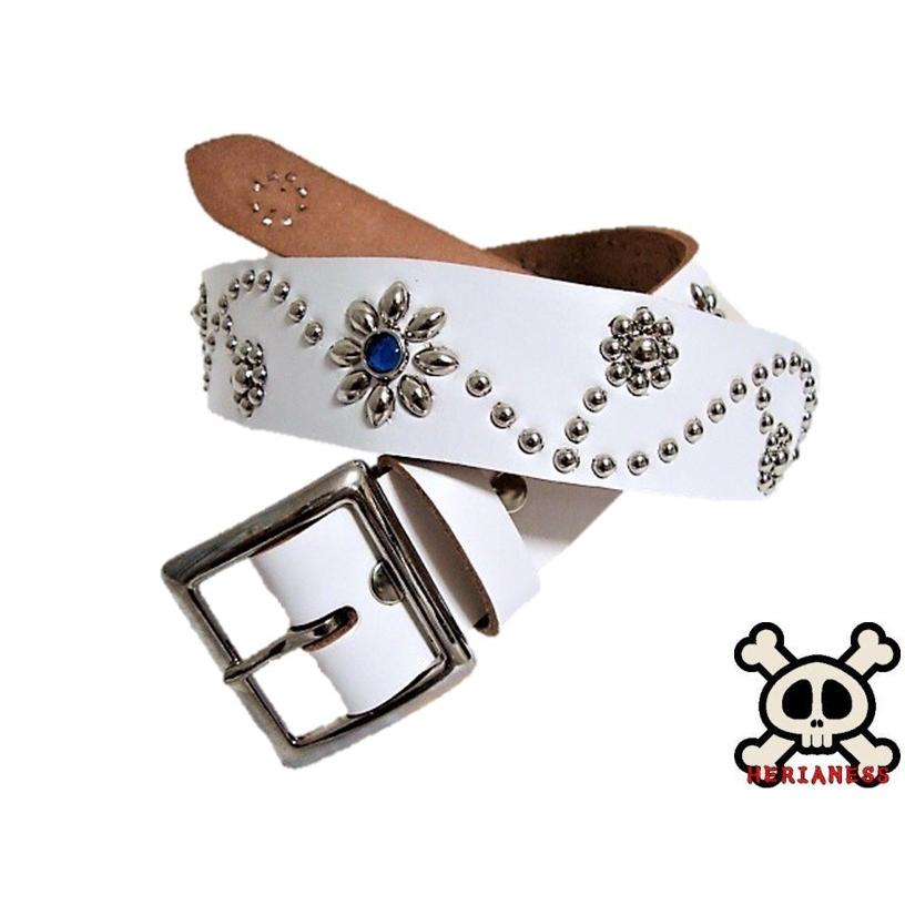 栃木レザー フラワー型 スタッズベルト 白 ブルースポッツ 日本製 製造