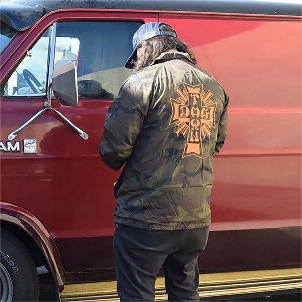 DOGTOWN（ドッグタウン） コーチジャケット Windbreaker Cross Logo