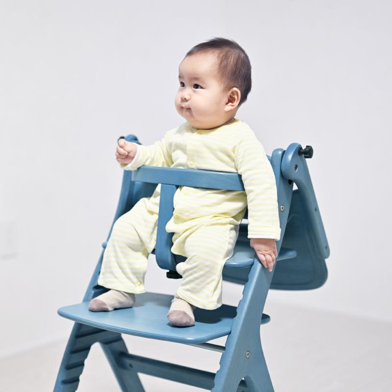 大和屋 yamatoya認定店 すくすくチェア スリム-J テーブル付き