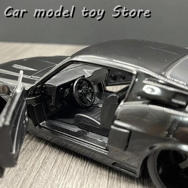 並行輸入品】フォード 1:24 マスタング シェルビー GT500KR 合金車ダイ