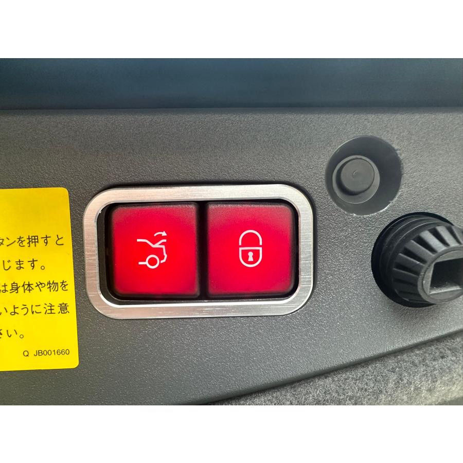 高品格♪ メルセデス ベンツ サテンシルバー リアゲート スイッチ