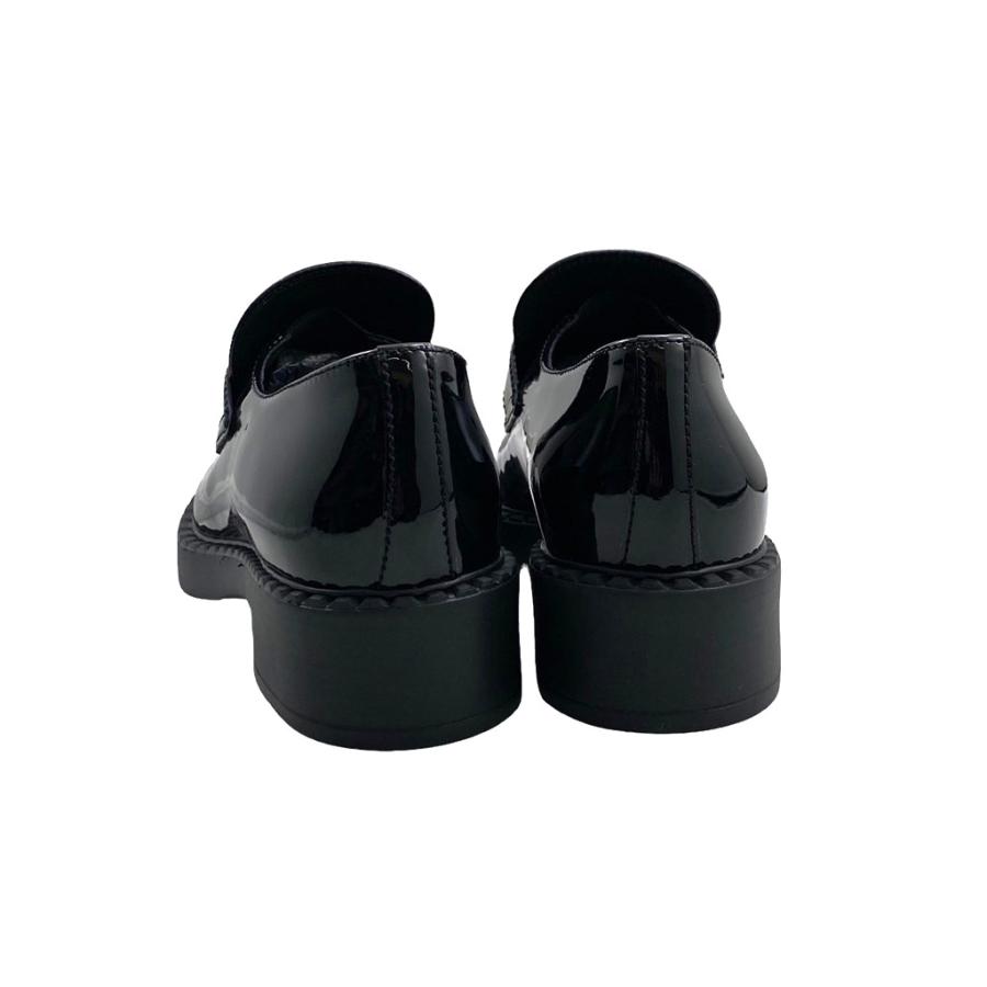 PRADA（プラダ） ローファー チョコレート パテントレザー ブラック