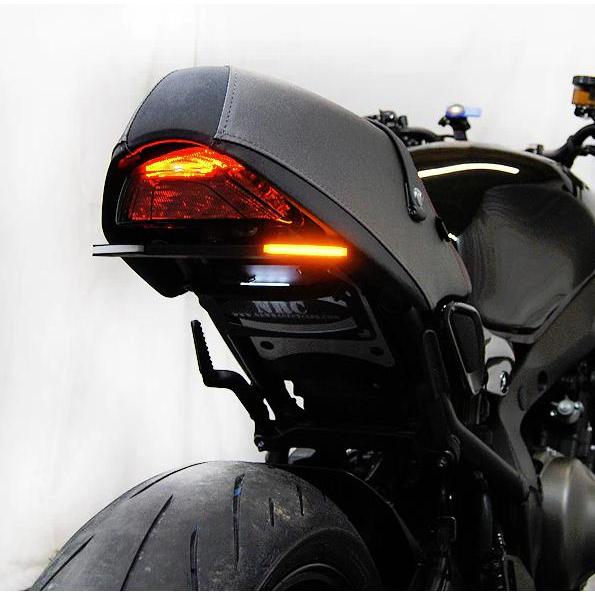 ヤマハ XSR900 2022- フェンダーレスKIT LEDウインカー タックドタイプ