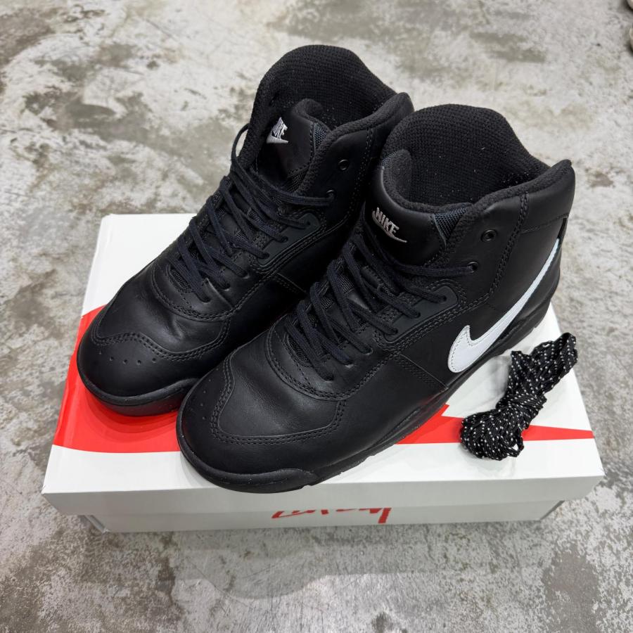 NIKE（ナイキ） × STUSSY Baltoro High バルトロ ハイ スニーカー