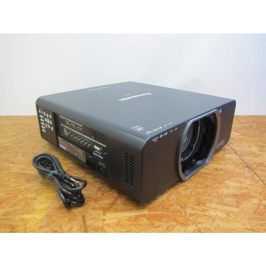 Panasonic（パナソニック） ◎Panasonic PT-DW8300 3チップDLP方式