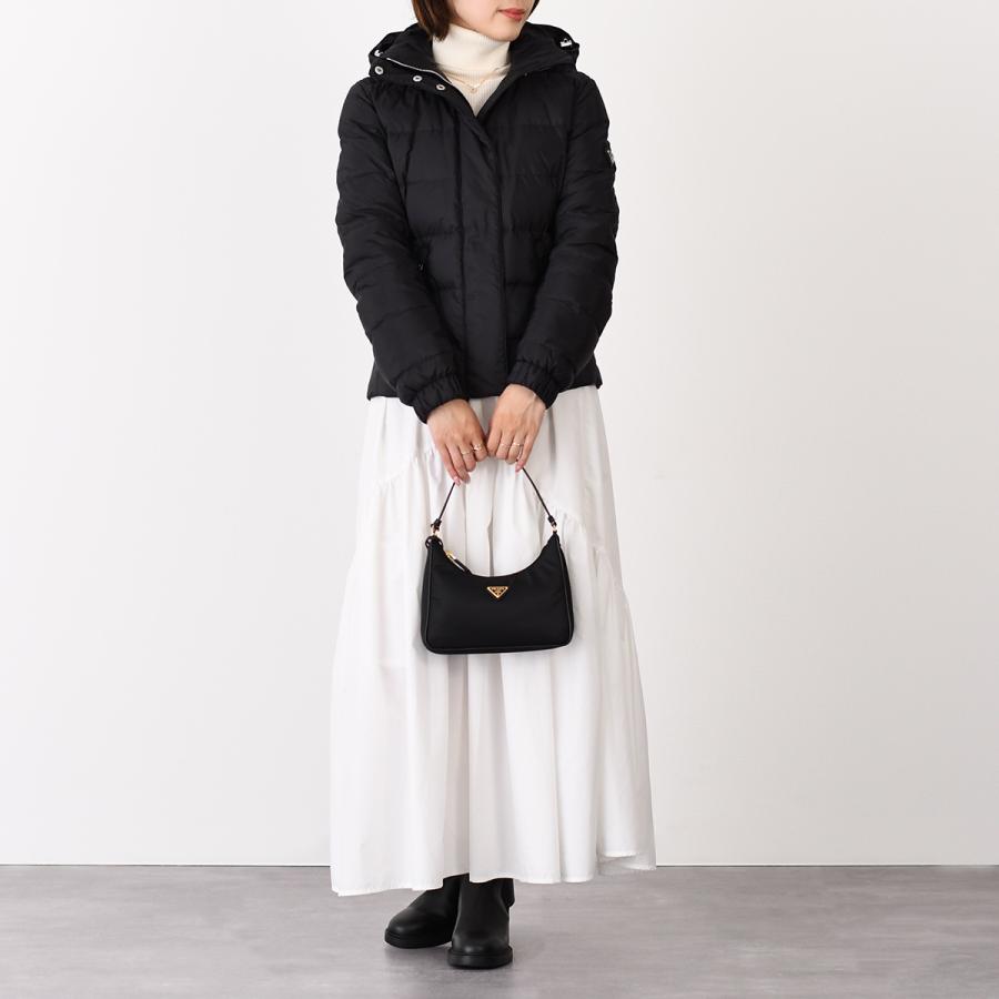 PRADA（プラダ） ジャケット フード付きショートダウンジャケット
