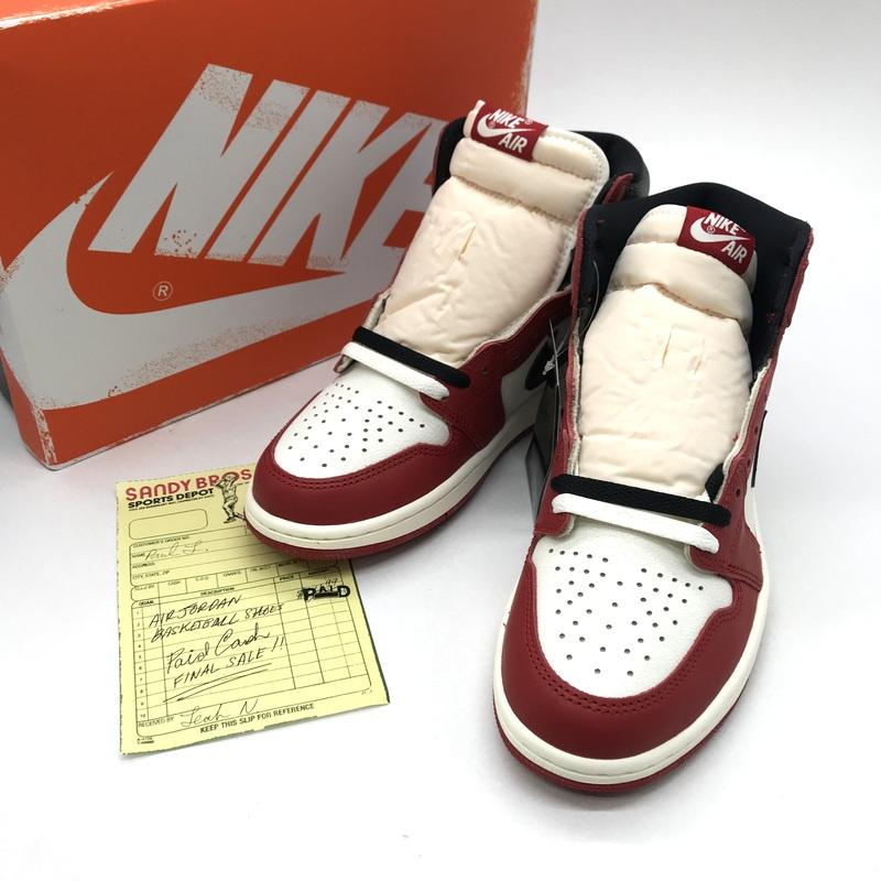 NIKE（ナイキ） スニーカー Air Jordan 1 High OG DZ5485-612 新品同様