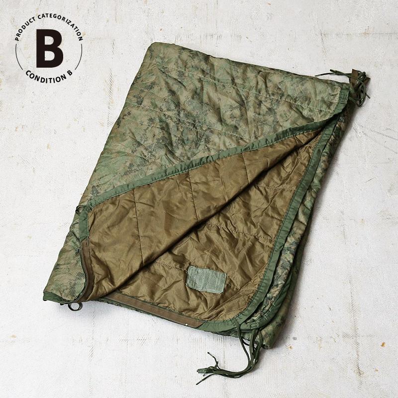 MILITARY（ミリタリー） 実物 USED 米軍 ZIP付き ポンチョライナー