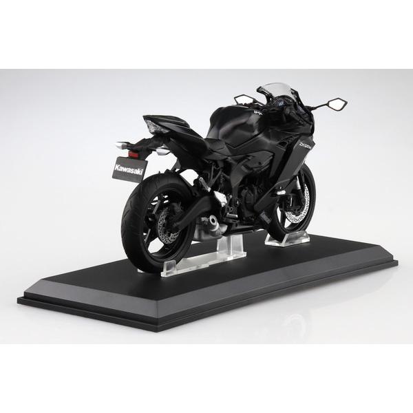 スカイネット 1/12 完成品バイク KAWASAKI Ninja ZX-25R メタリック