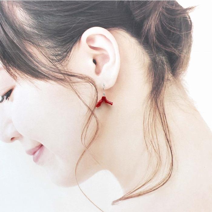 血赤珊瑚 アメリカンピアス 枝型 高知産血赤珊瑚 (のし等ギフト対応