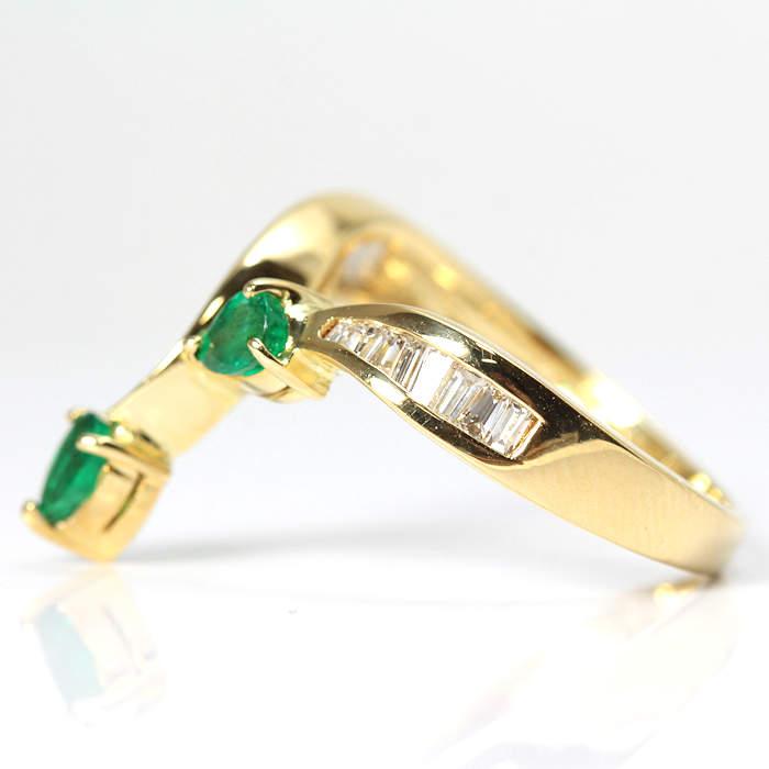 K18 エメラルド V字 リング 11号 0.32/0.36ct ダイヤモンド 18金