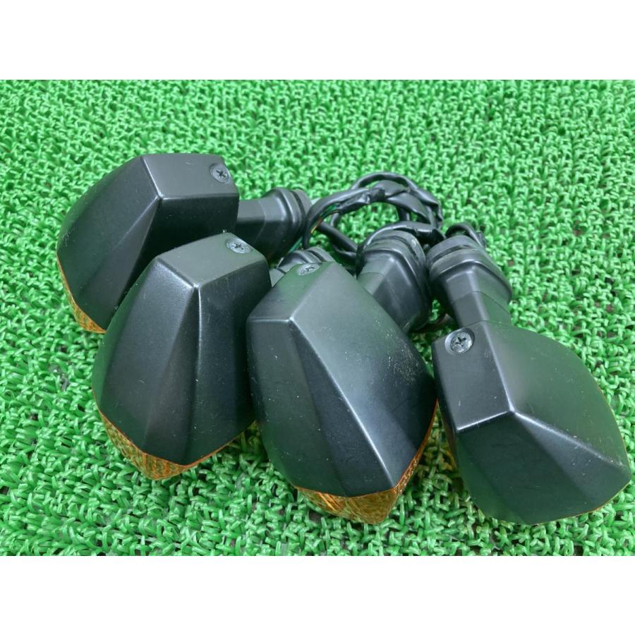 カワサキ（Kawasaki） ZRX400 ウインカー 0782 純正 中古 バイク 部品