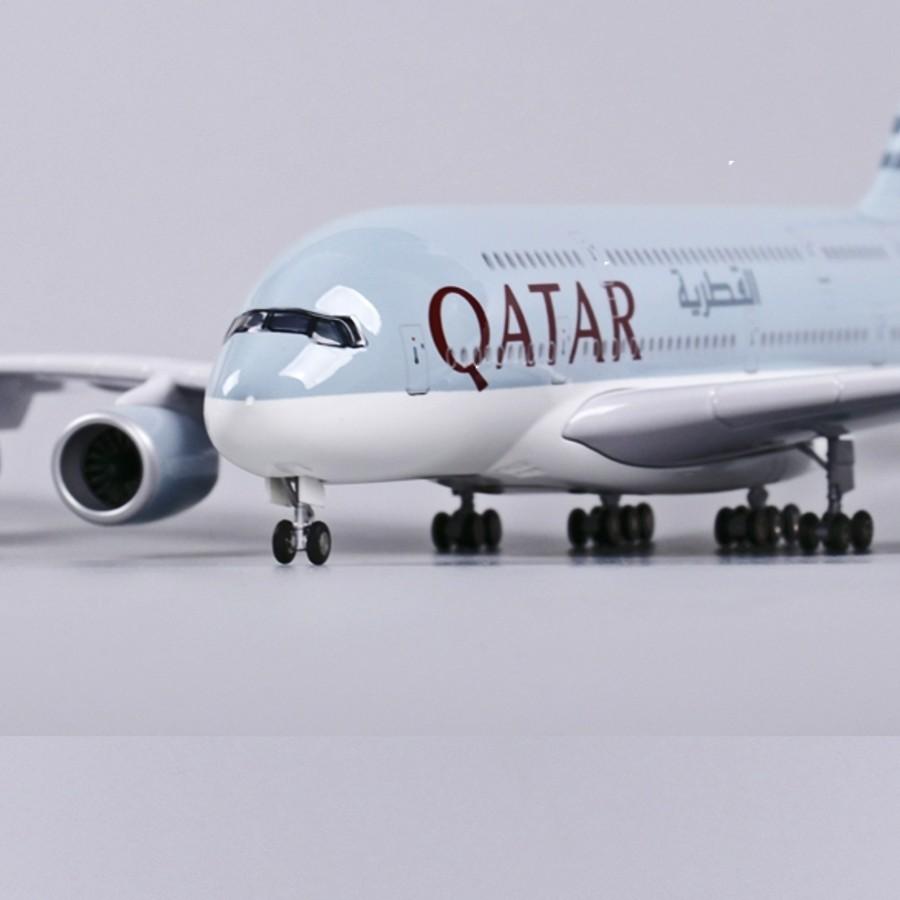 カタール A380 模型飛行機 飛行機 航空機 おもちゃ 模型 LED ライト