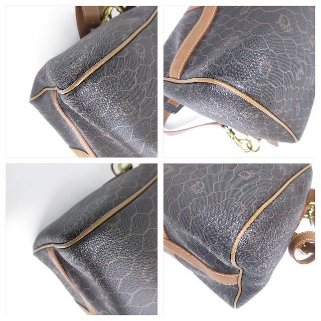 Christian Dior（クリスチャン・ディオール） ロゴ ハニカム柄