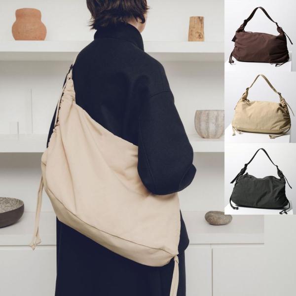 Le Vernis（ル・ベルニ） ショルダーバッグ Stomach bag M 252-210515
