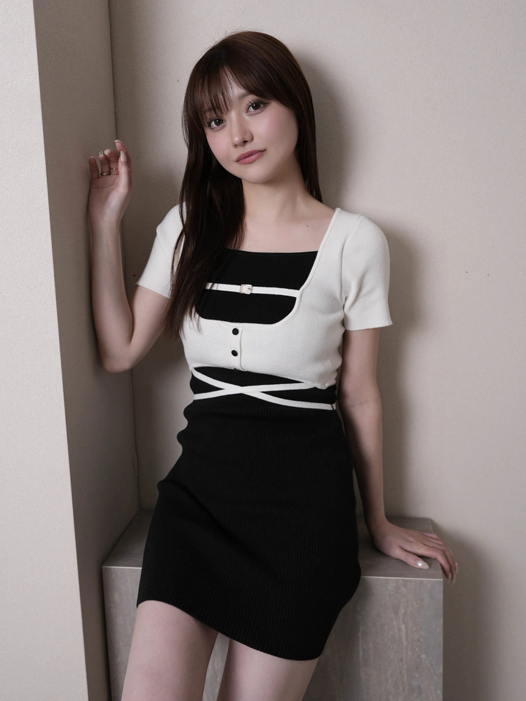 LIP SERVICE（リップサービス）｜ バイカラーコルセットニット