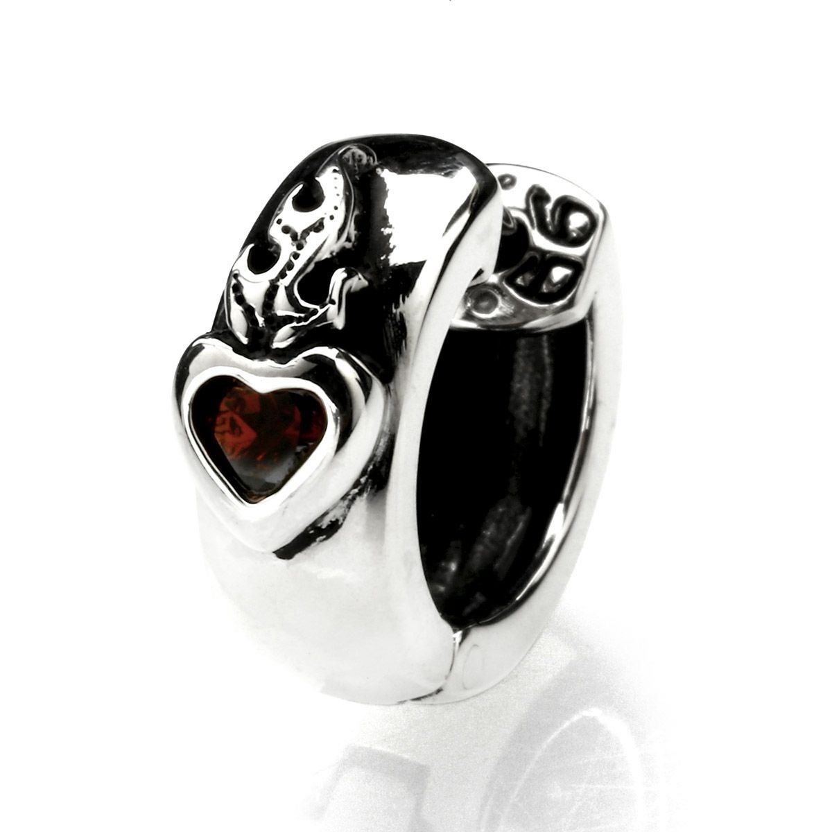 レザーズアンドトレジャーズ スクロールハートブレスレット w