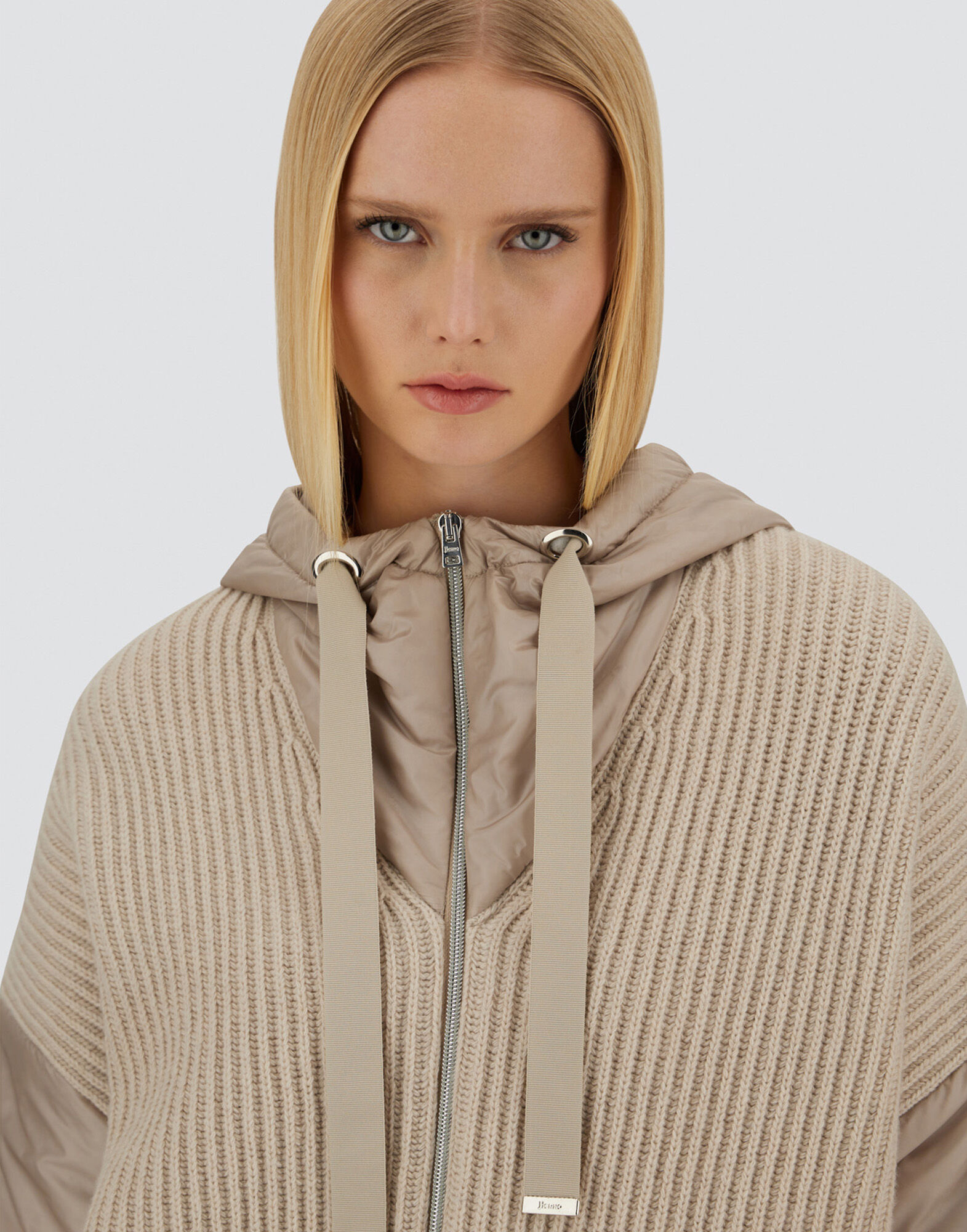 RESORT WOOL AND NYLON ULTRALIGHT JACKET in Chantilly for Women