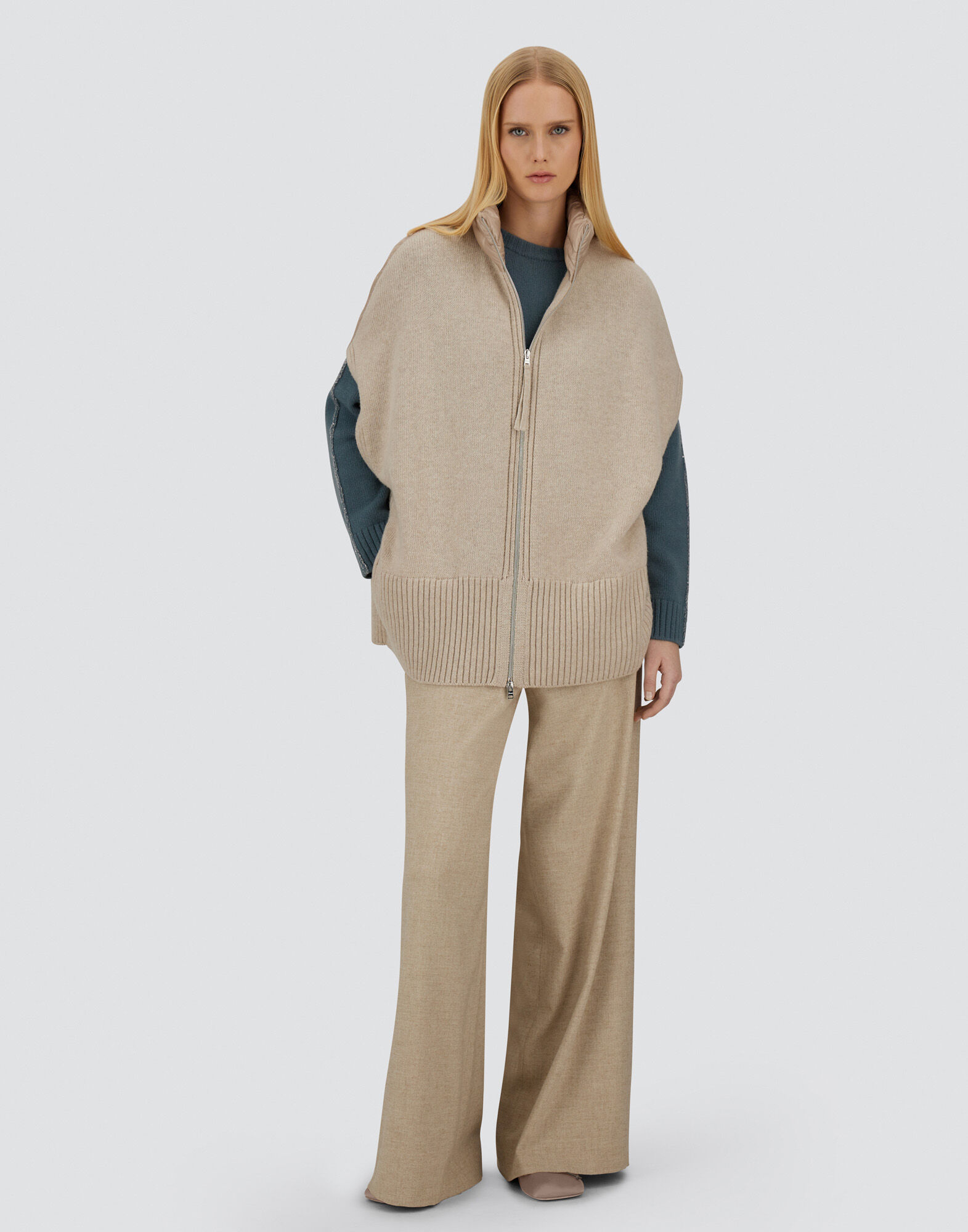 レディース リゾート ニット&ナイロンウルトラライト ベスト